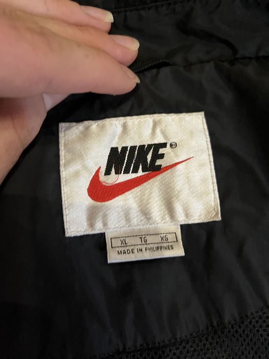 Плаши Nike XL чорный
