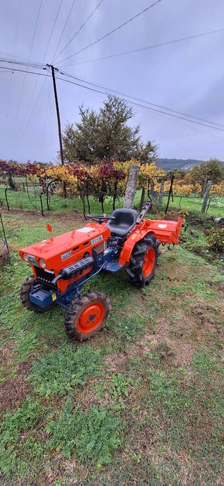 Trator Kubota B7001 s/ Matricula