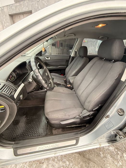 Продам Hyundai Sonata 2.0 газ/бензин