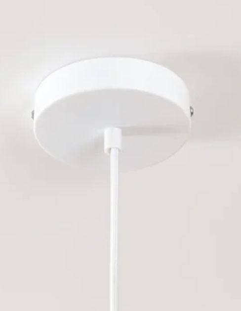 Candeeiro em tons de ouro