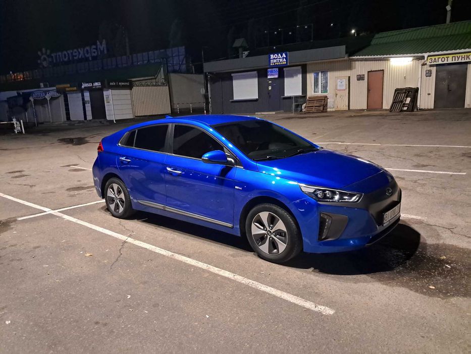 Hyundai Ioniq 2016    ( Корея)