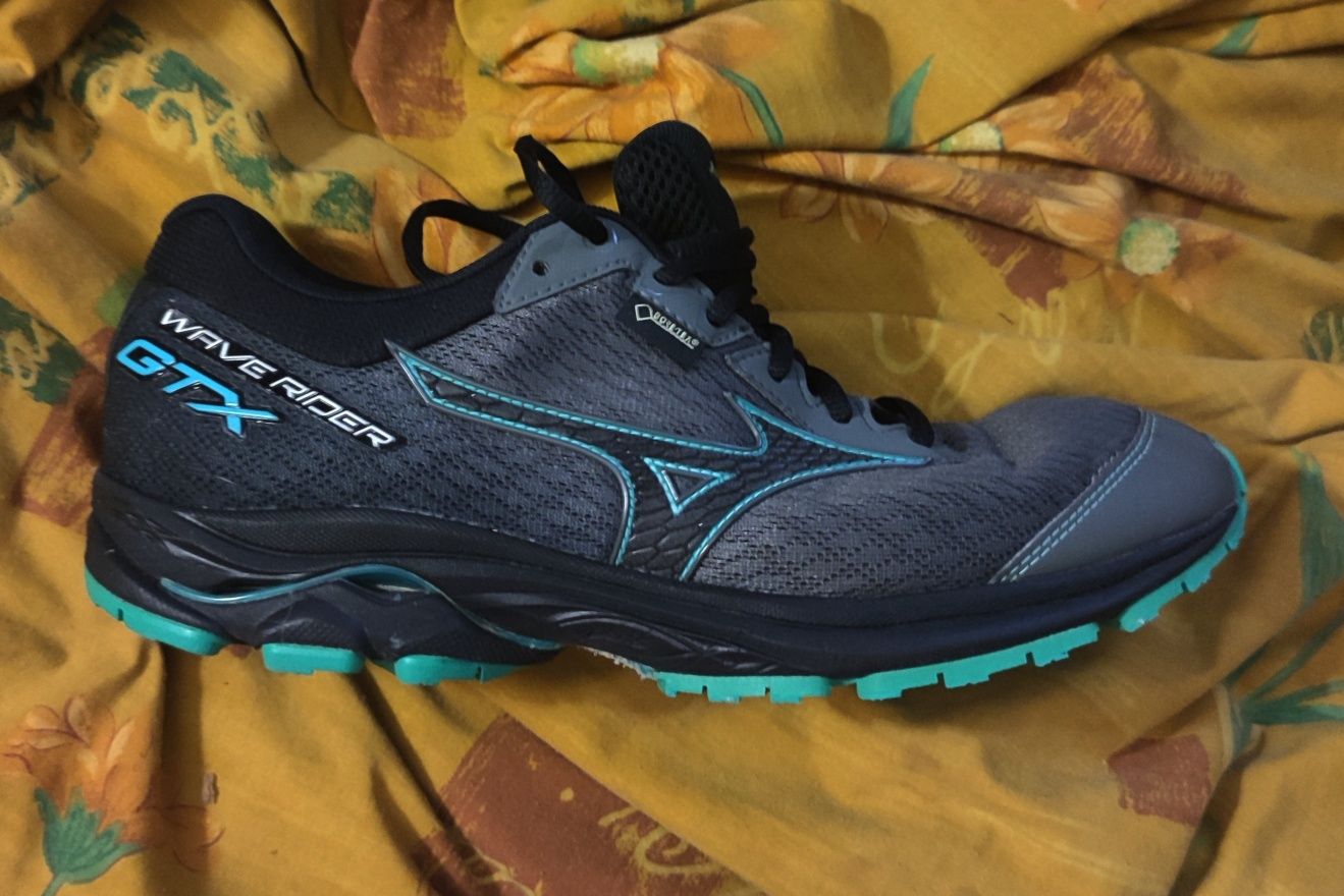 Mizuno wave rider 41.5 deals