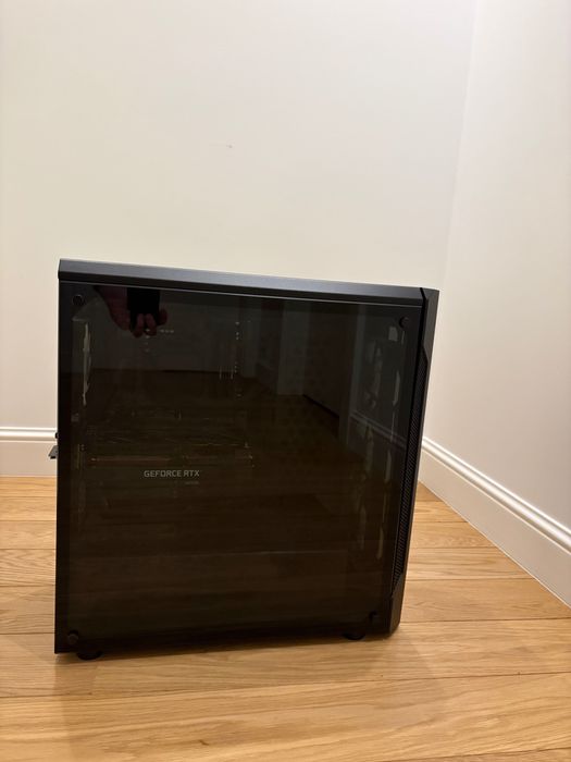 Komputer RTX 3070 i Razen 7 do gier i pracy