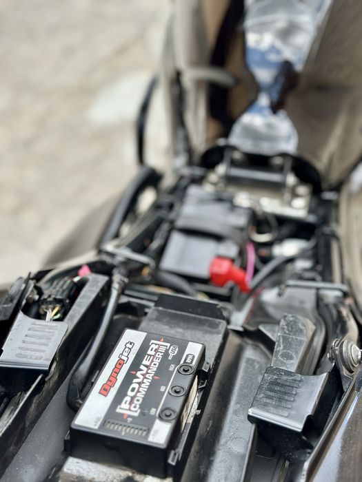 Продам Suzuki gsr 600 2009 г.