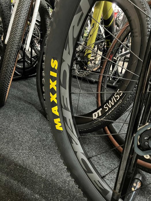 SANTA CRUZ HIGHBALL 3 NOVA