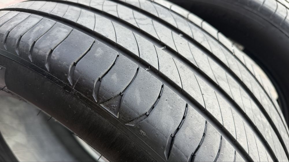 Резина Michelin 235 50 19