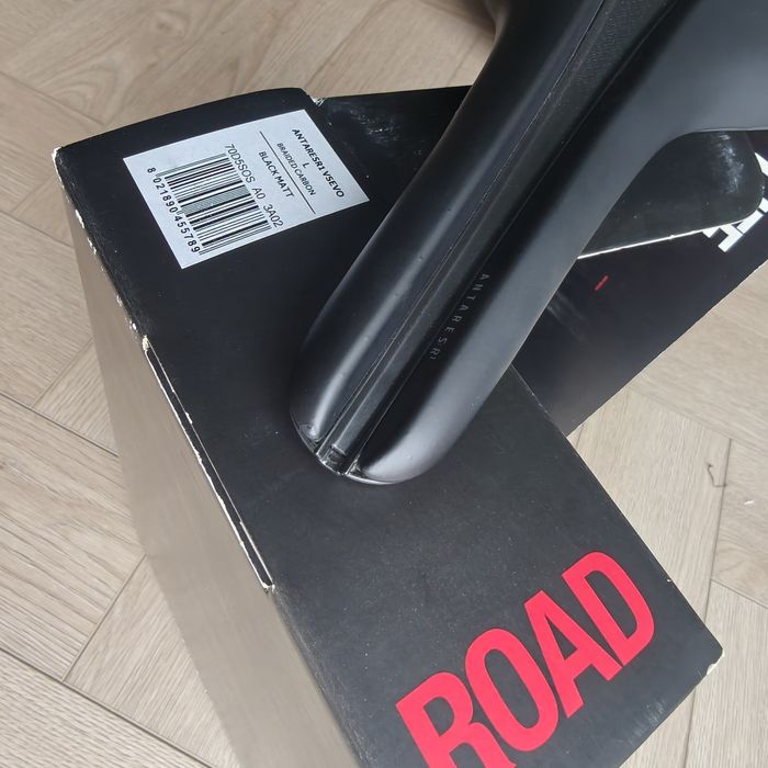 Siodełko Fizik Antares Versus Evo R1 Large 152mm 173g