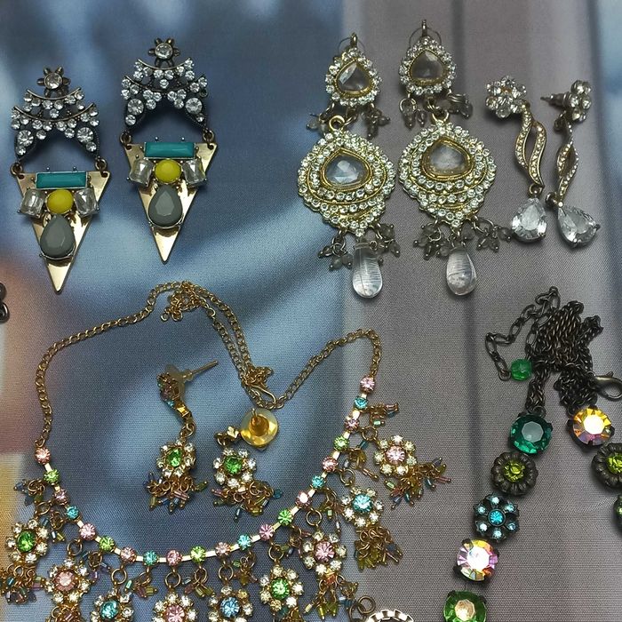 Ювелірна біжутерія. АБ.Сатинове скло. Сережки