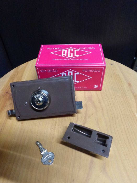 Fechadura AGC 720