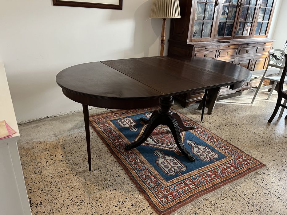 Mesa de jantar extensível