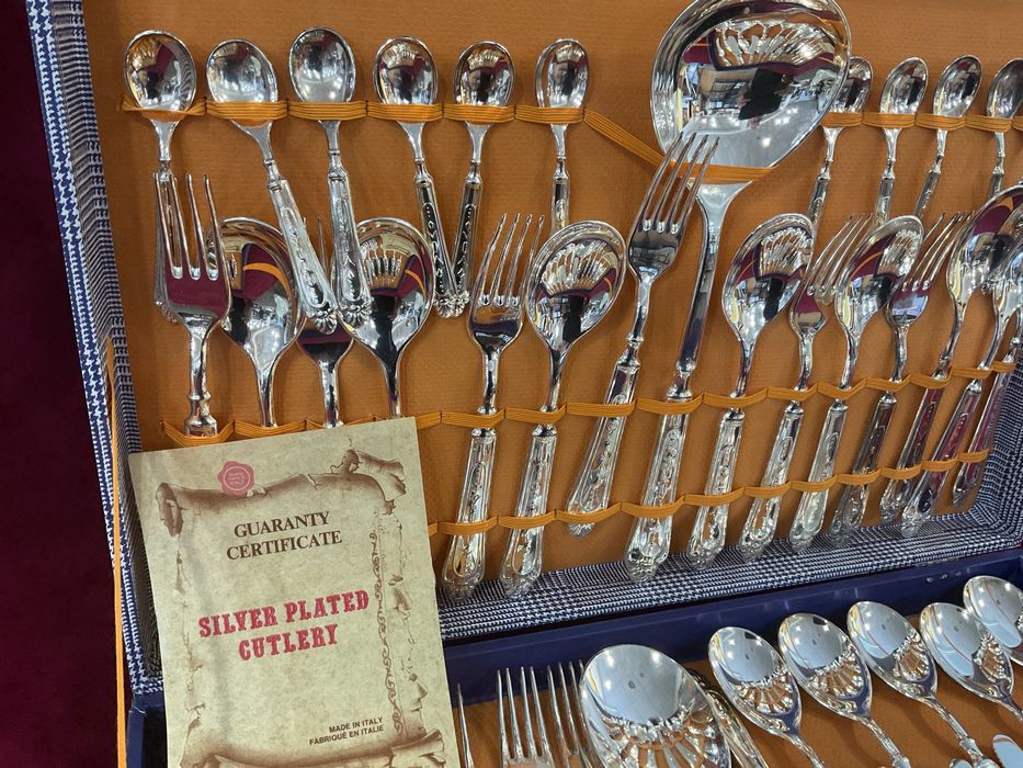 Serviço de talheres italiano banhado a prata 48 peças