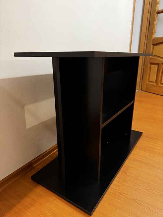 Szafka pod akwarium.