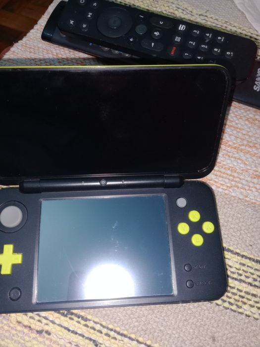 Nintendo 2 ds xl