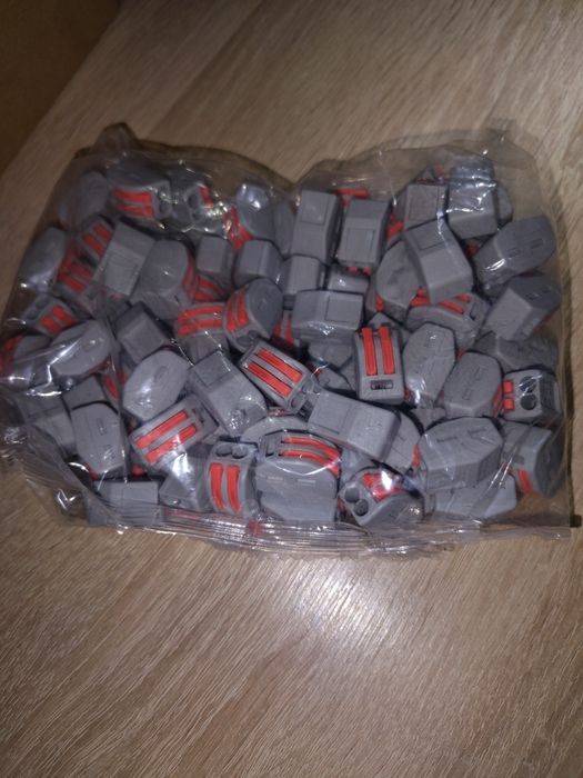 Клемники швидкого монтажу Vago (32А)