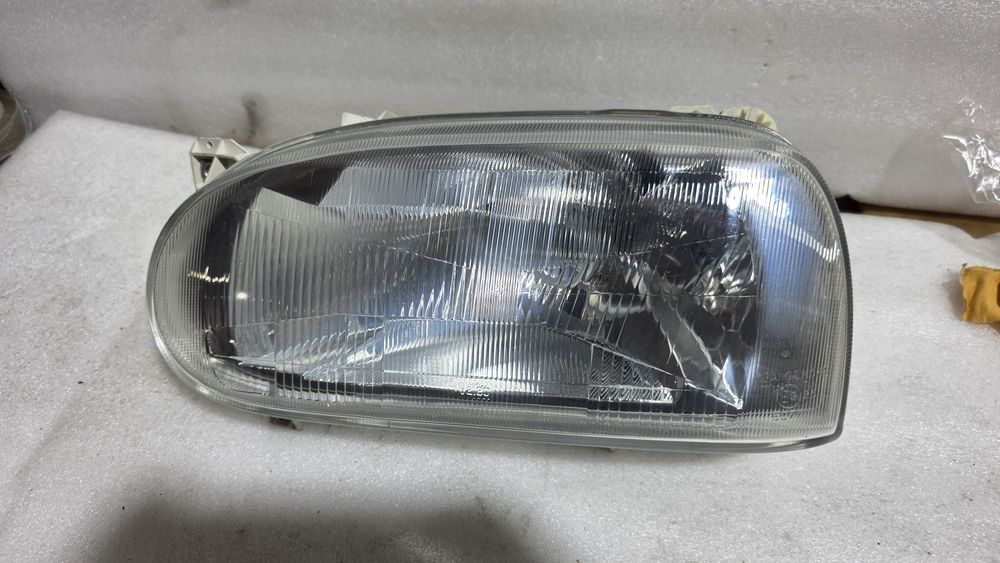 Lampa lewy przód vw golf 3 III 1H6 nowa oryginał