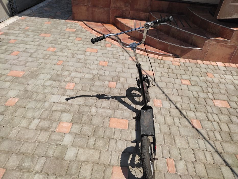 Самокат Двоколісний Sr 2-047 Великі Колеса, Ручне Гальмо