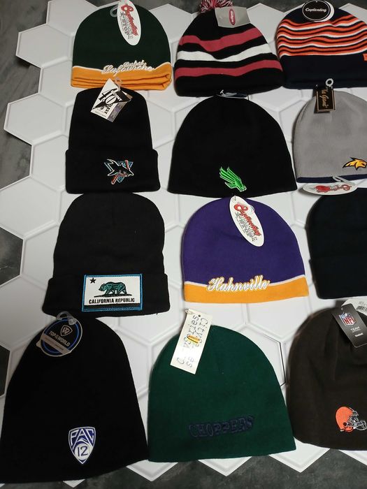 Шапка нова з США по доступній ціні обераєте ви нові США