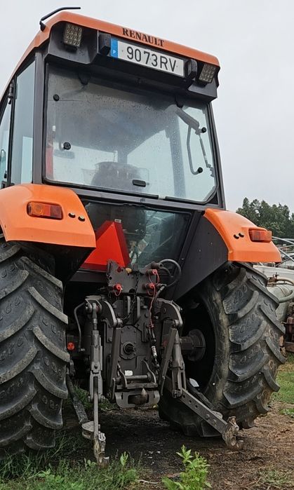 Trator 110cv como novo