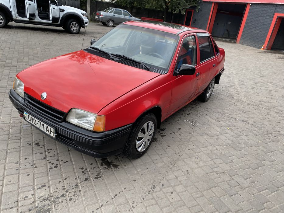 Opel kadet газ/бенз
