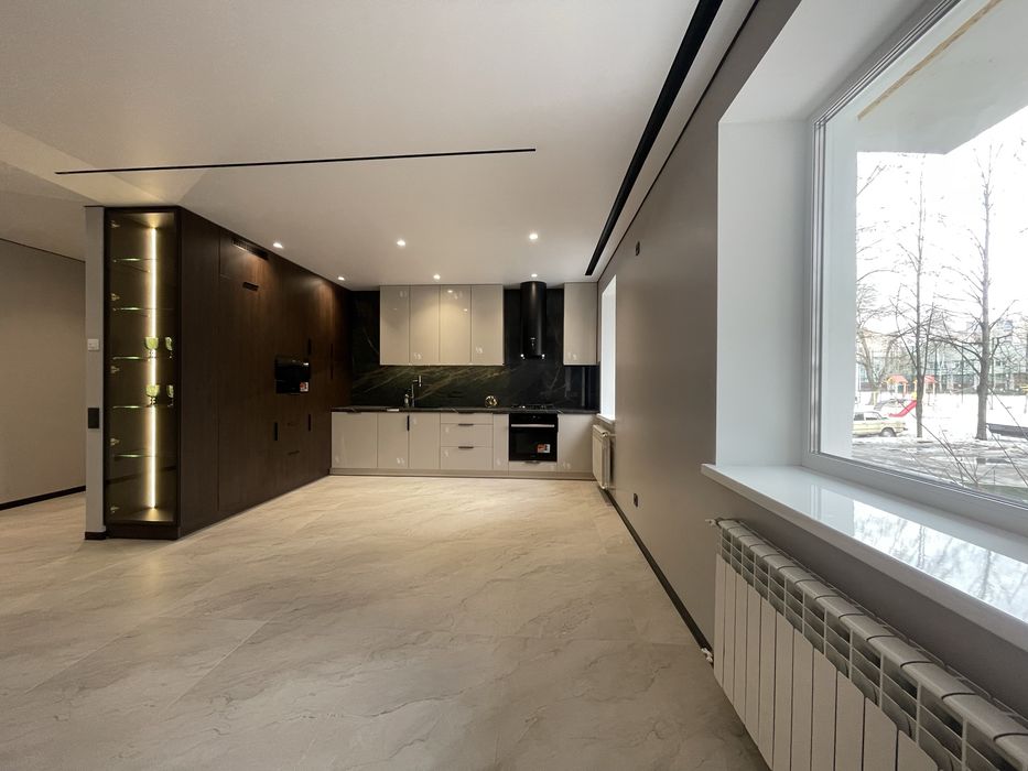 3 кім.квартира з Новим ремонтом Укомплектованою кухнею Панчішна ф-ка