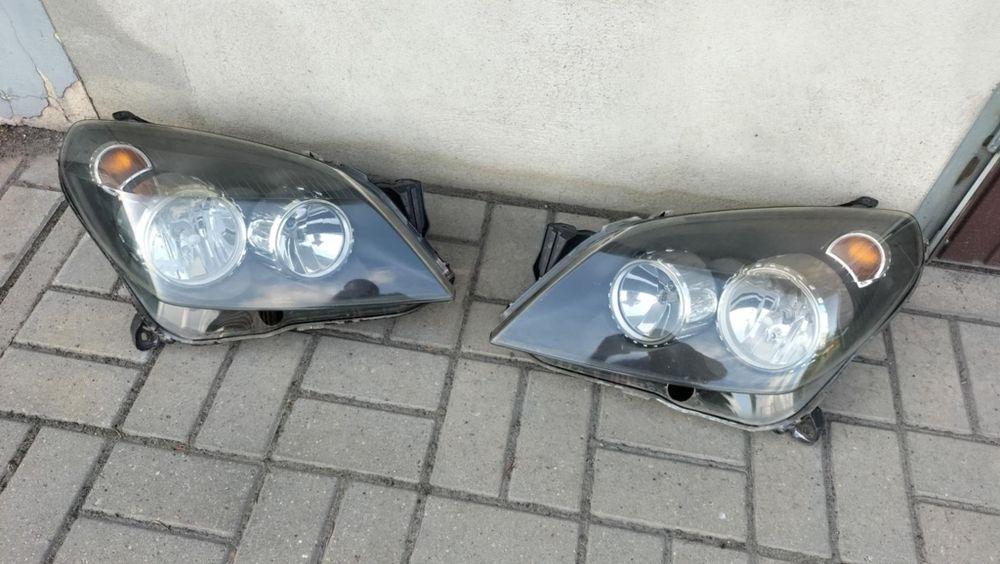 Lampy lampa lewa prawa Opel astra H 04-12.r Europa szkło bdb