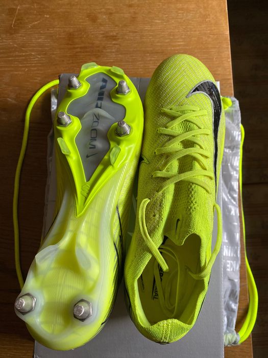 футбольні бутси Nike Zoom Mercurial Vapor 16 Elite SG-PRO