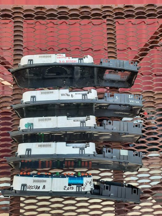 Щиток приборов Vectra B