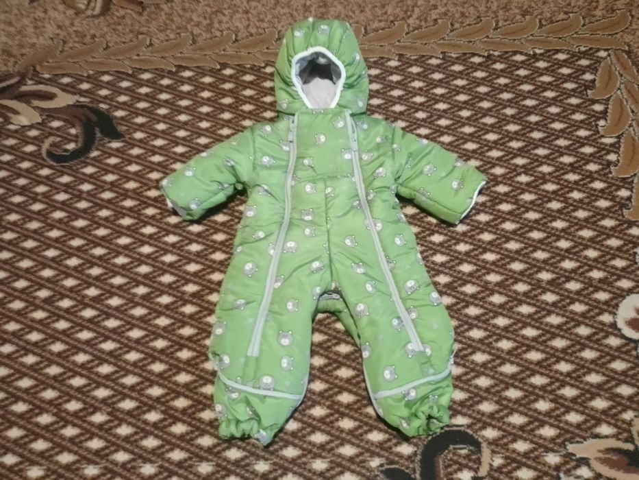 Детский комбинезон  весна.  осень