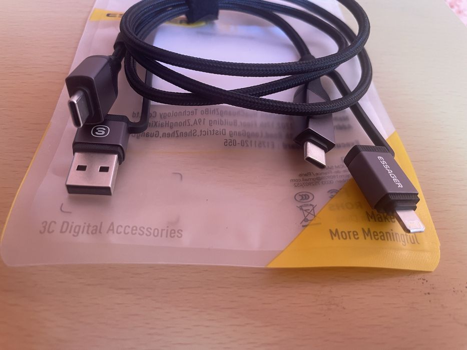 Зарядка, кабель для телефона ESSAGER