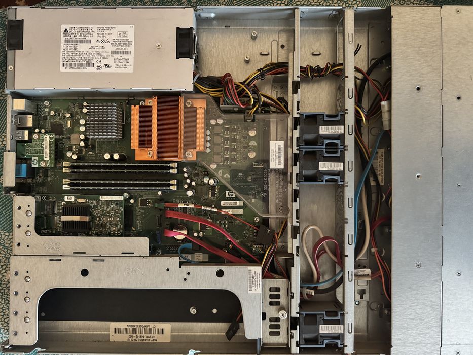 Сервер HP Proliant DL120 G5