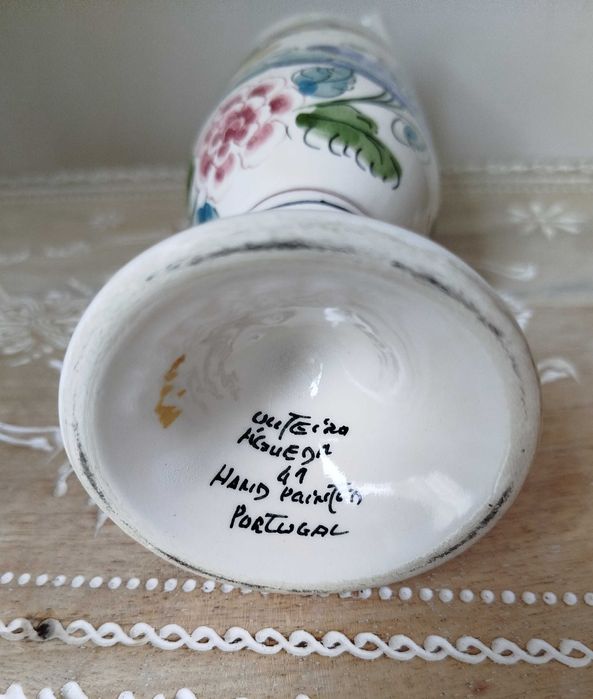 Antiga e linda Jarra em faiança "Outeiro - Águeda"