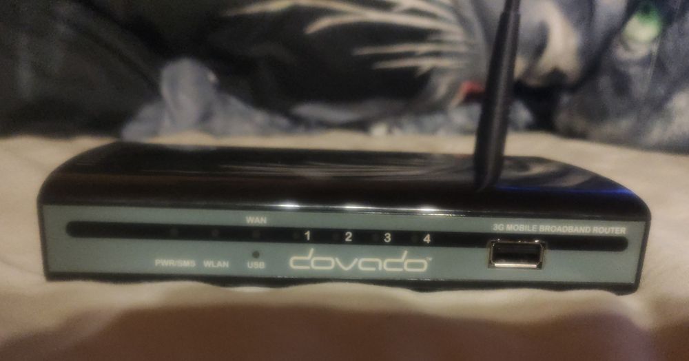 Router Wi-Fi na kartę Dovado.