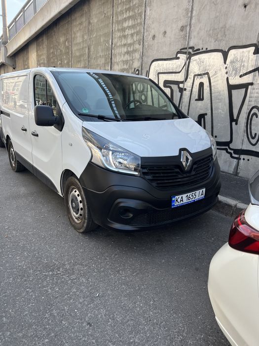 Продам Renault traffic 2019 1.6