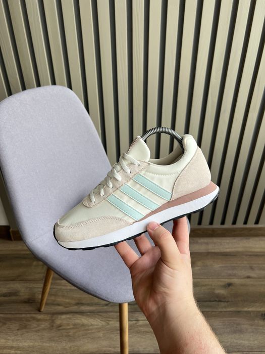 Кросівки Adidas Run 60s 3.0 39 розмір оригінал нові сток
