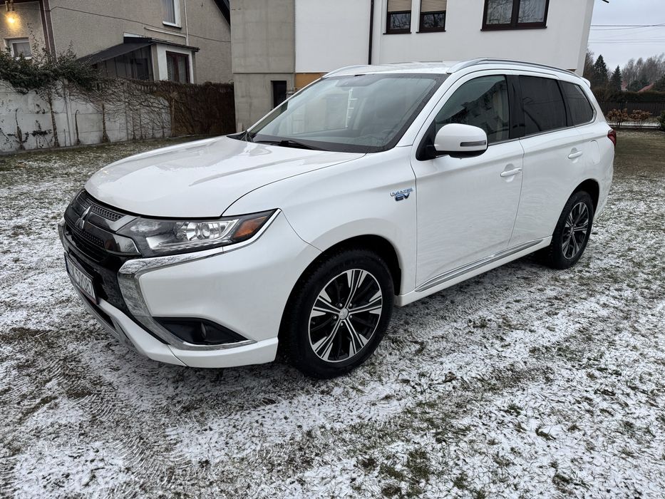 Mitsubishi Outlander PHEV 2019r. Stan bardzo dobry!