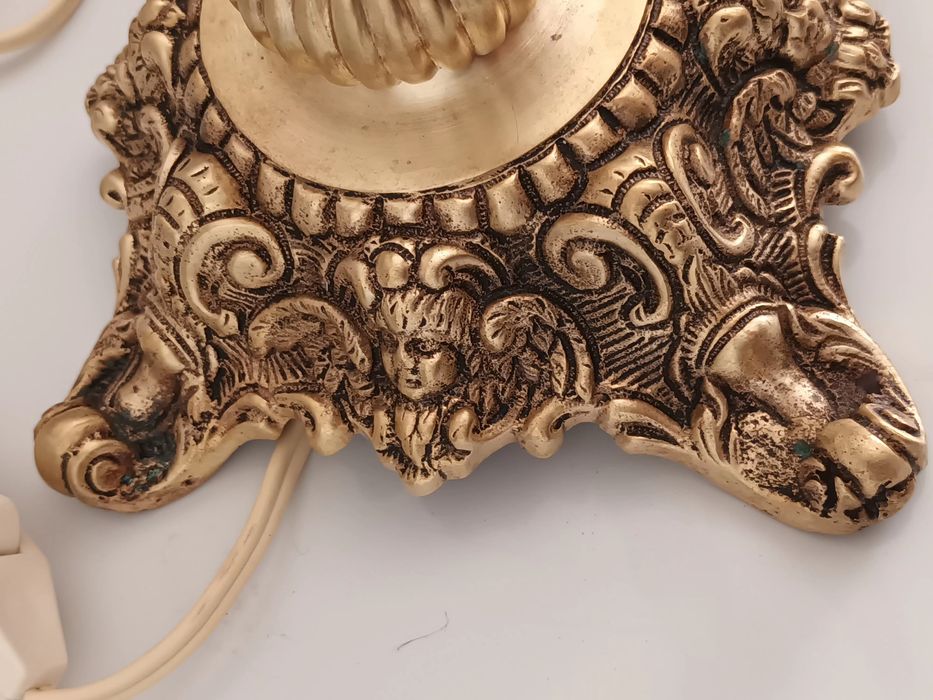 Candeeiro de mesa vintage- estilo barroco