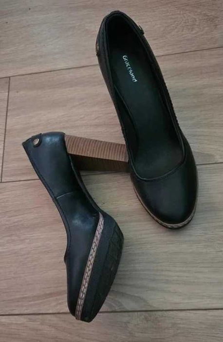 Buty damskie 40