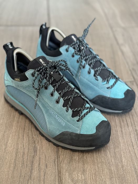 Кроссовки  Scarpa Gore-Tex 38 р