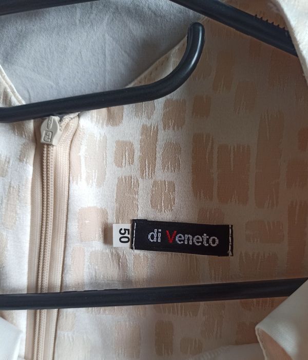 Sukienka beżowa rozmiar 50