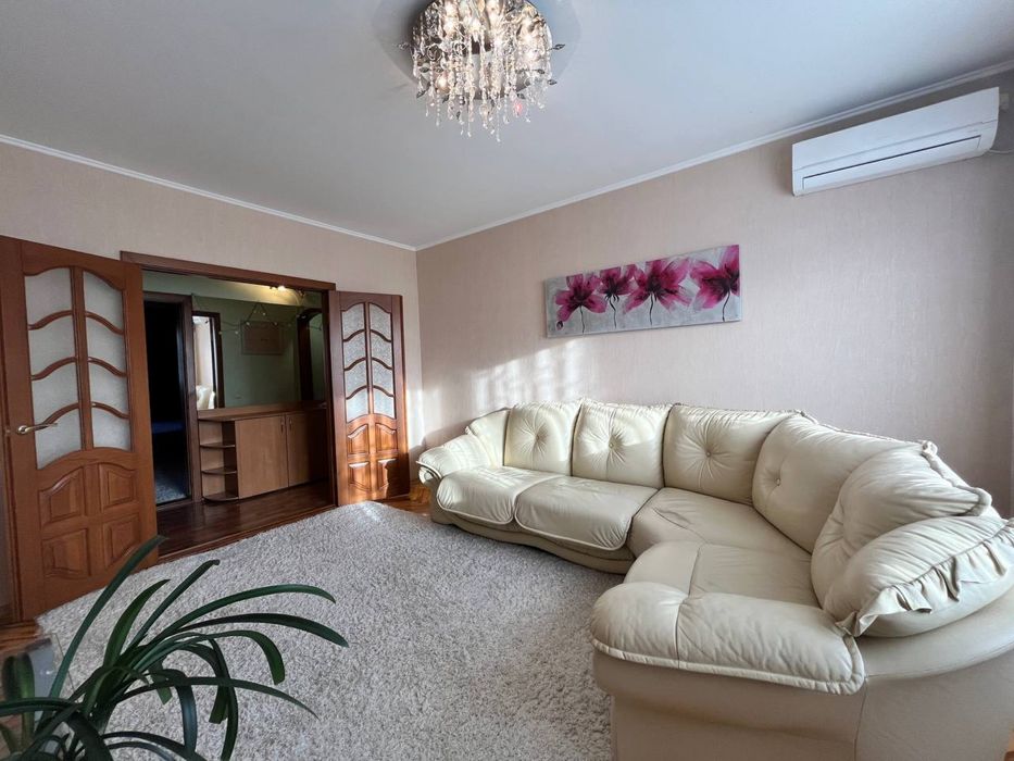 Продаж  4-х кім. кв по ціні 3-х. кім кв вул. Запорізька