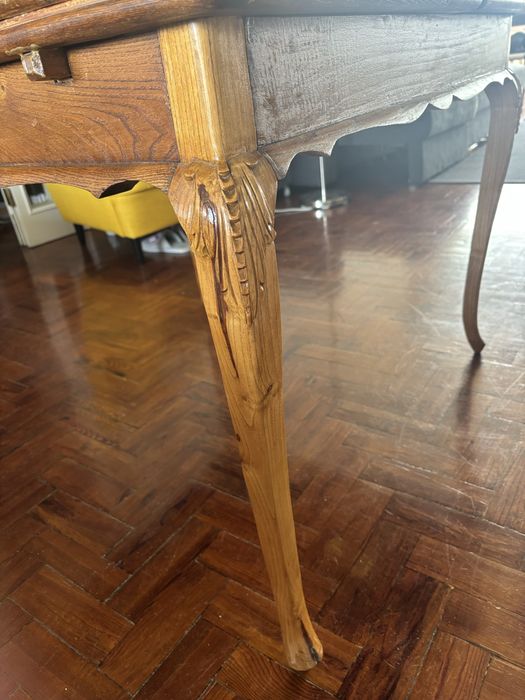 Antiguidade - Mesa de jantar antiga extensível em madeira maciça