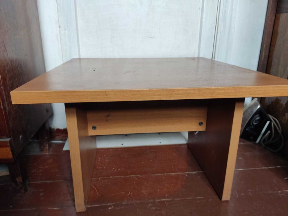 Журнальный компьютерный столик для зала, комнаты - обмен на картофель