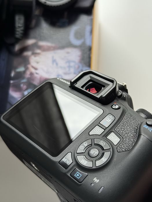 Canon EOS 2000d - ZESTAW