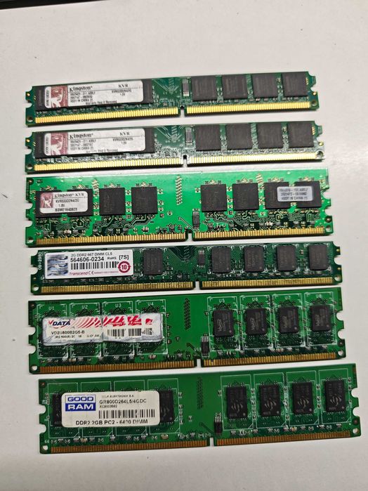 Stare pamięci RAM DDR2 moduły elektronika