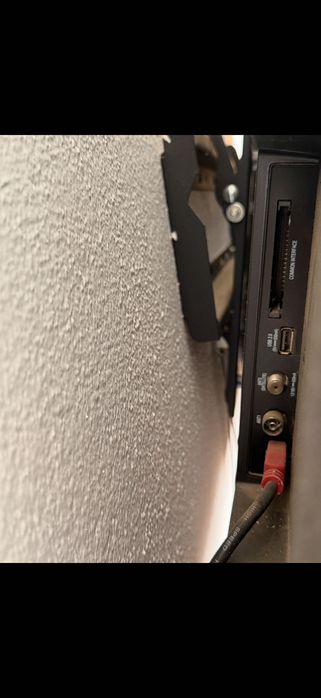 Smart TV SABA 55’ +suporte