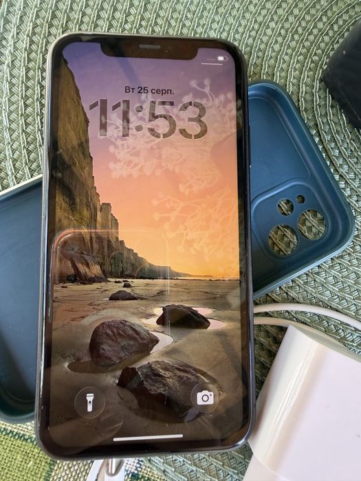 iPhone 11 Czarny  64 GB.