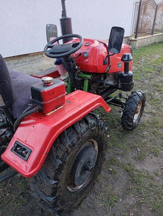 Мінітрактор 16кс на ходу