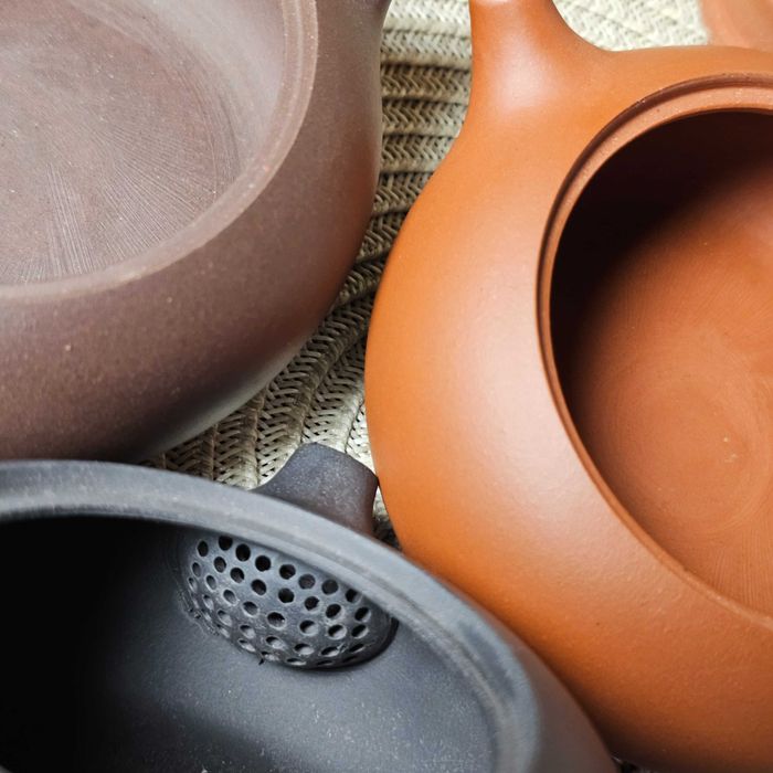 Китайський глиняний чайник • майстерний плоский Сі Ши • ісинська глина