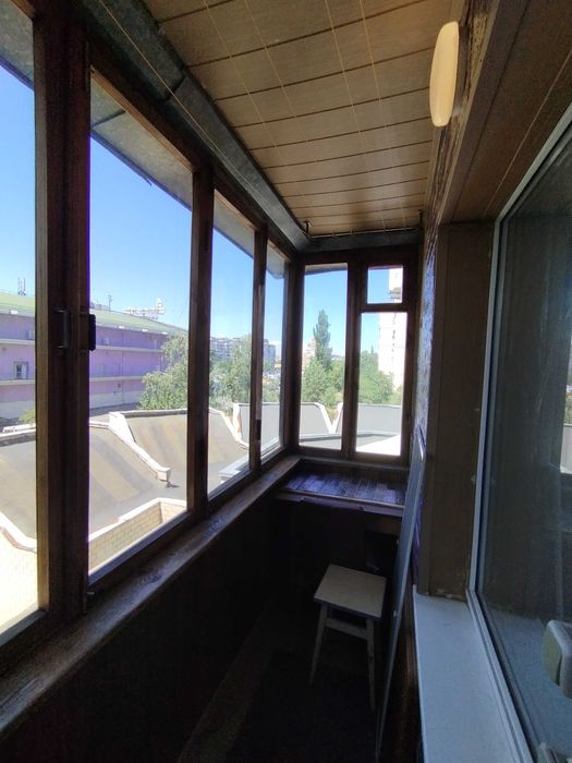 Аренда. 2х.кімн.кв. 54кв.м. 3-й.поверх./12пов.Оболонь. ТЦ “Дрім Таун”.