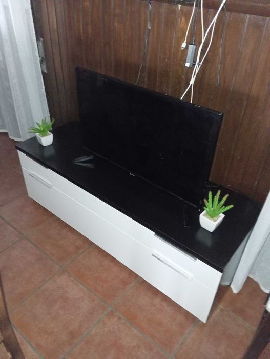 Móveis  máquina de lavar e TV